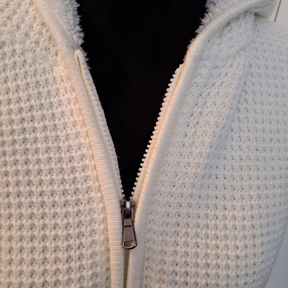Ashley Sunrise Collection Waffle Knit Sweater/Jacket      Size L - Picture 3 of 6